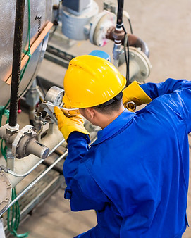 On-site valve maintenance